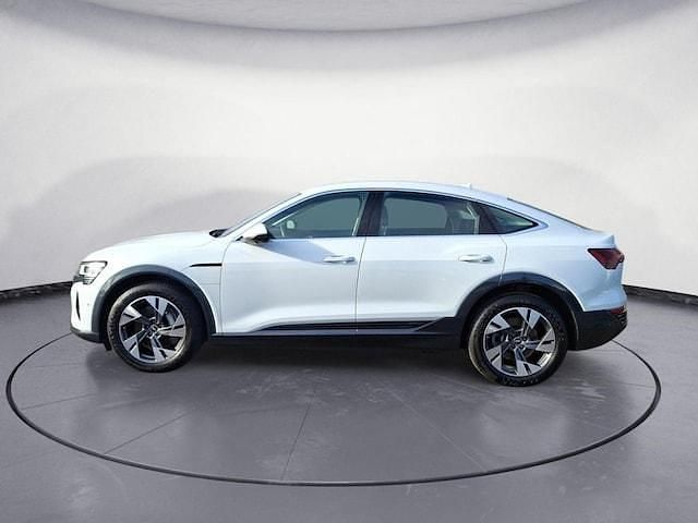 Gebraucht Audi Q8 Sportback e-tron Advanced Plus 300 kW (408 PS) 2024 Gletscherweiß metallic SUV