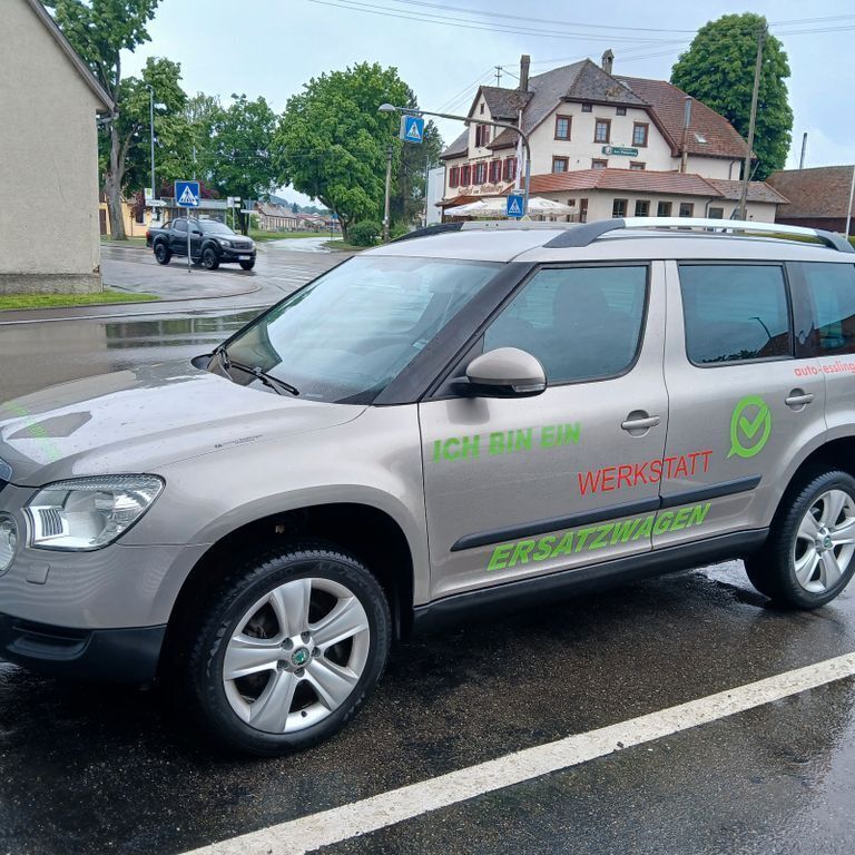 Gold Gebraucht 2011 Skoda Yeti Elegance SUV | 5.590 € (Guter Preis) - Bild 1/4
