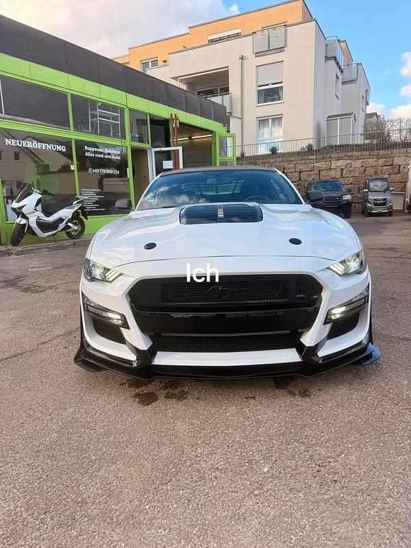 Gebraucht Ford Mustang 466 PS (342 kW) 2021 Weiß Coupé