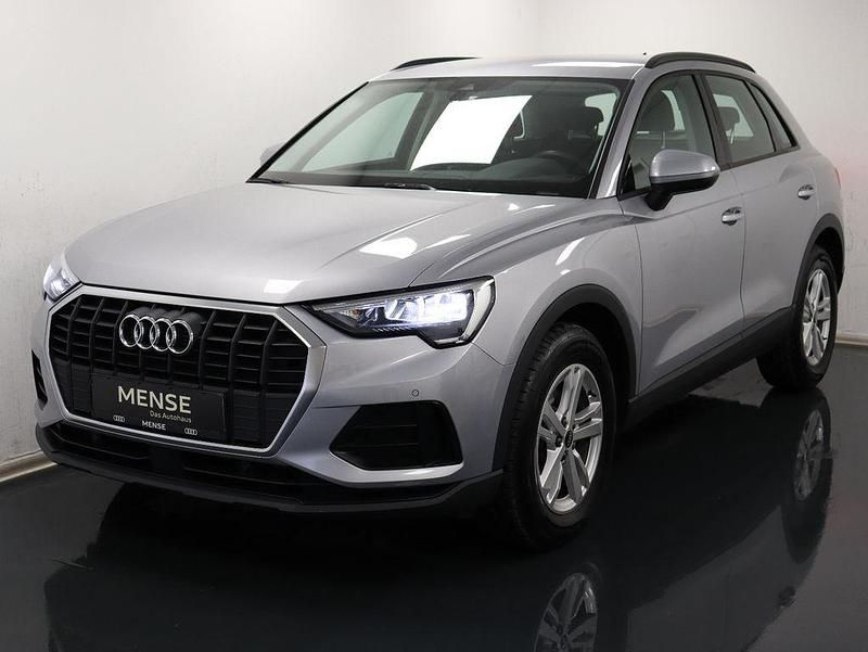 Gebraucht Audi Q3 Basis 150 PS (110 kW) 2022 Florettsilber SUV
