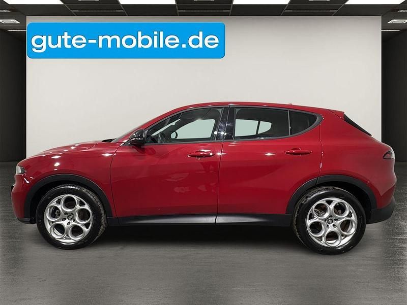 Gebraucht Alfa Romeo Tonale Sprint 131 PS (96 kW) 2023 Rot SUV