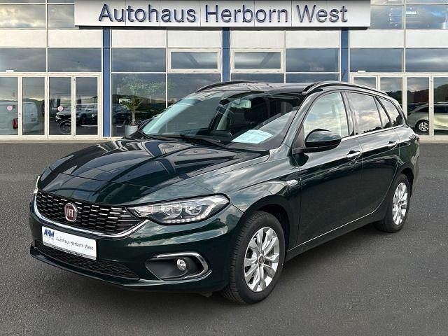 Gruen Gebraucht 2019 Fiat Tipo Lounge Kombi | 11.450 € (Fairer Preis) - Bild 1/4