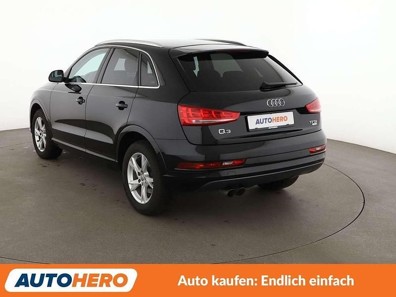 Gebraucht Audi Q3 Sport 150 PS (110 kW) 2016 Mythosschwarz SUV