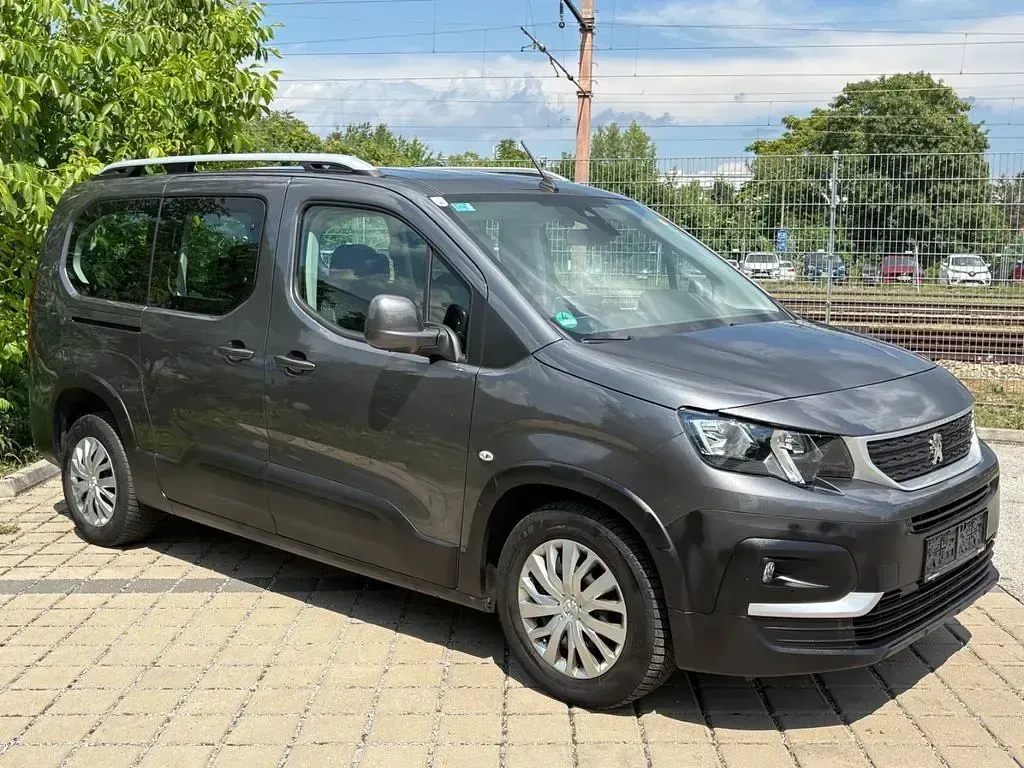 Gebraucht Peugeot Rifter Active 131 PS (96 kW) 2019 Grau Van / Kleinbus