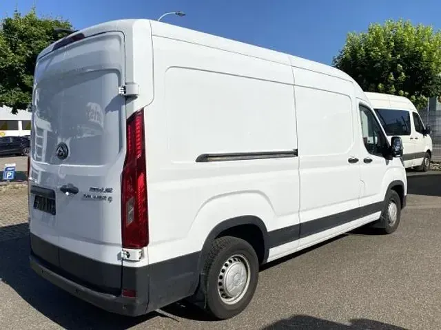 Gebraucht Maxus V90 148 PS (108 kW) 2024 Weiß Van
