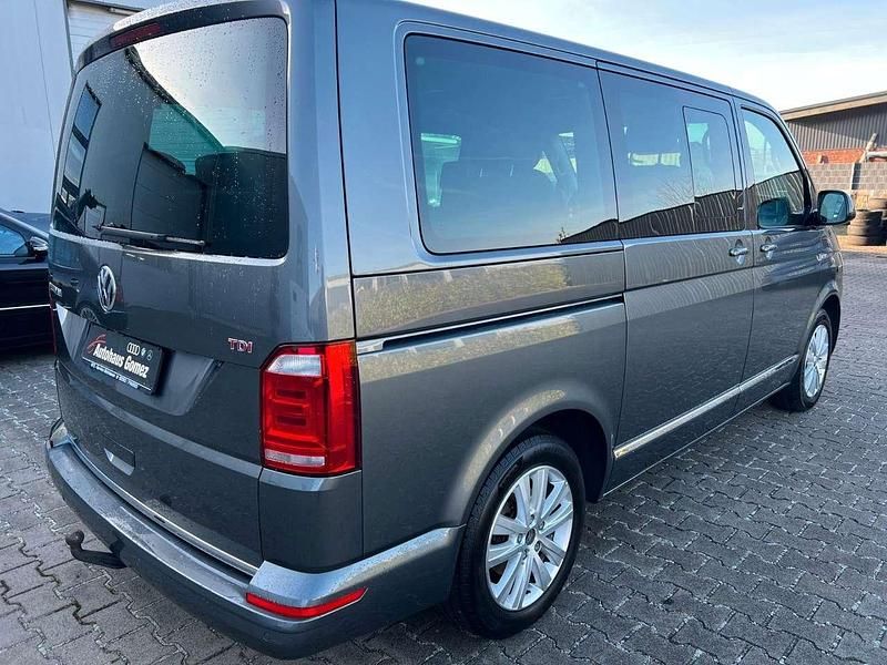 Gebraucht VW Transporter Highline 204 PS (150 kW) 2016 Indiumgrau metallic Van