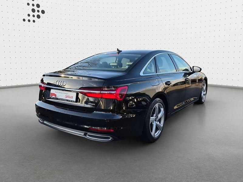 Gebraucht Audi A6 Advanced 204 PS (150 kW) 2022 Mythosschwarz metallic Limousine