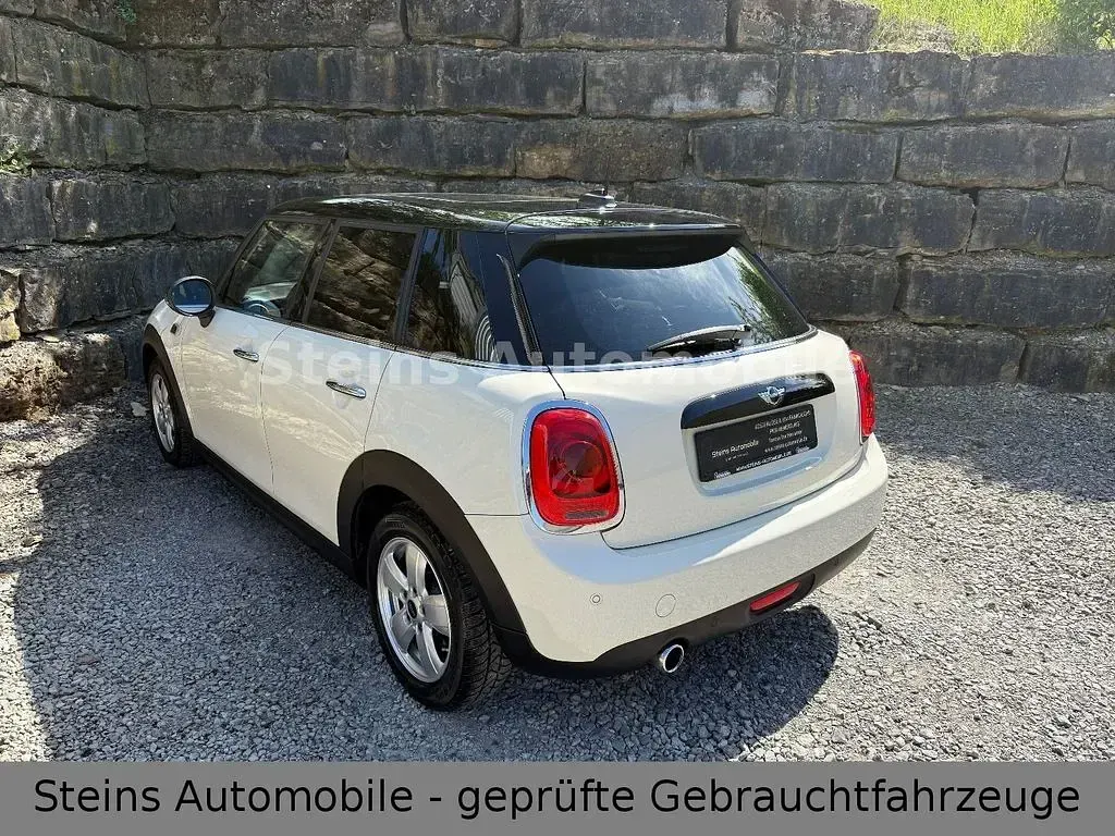 Gebraucht Mini Cooper D Chili 116 PS (85 kW) 2017 Weiß Kleinwagen