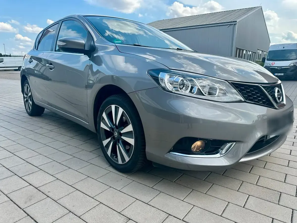 Gebraucht Nissan Pulsar 116 PS (85 kW) 2016 Grau Kleinwagen