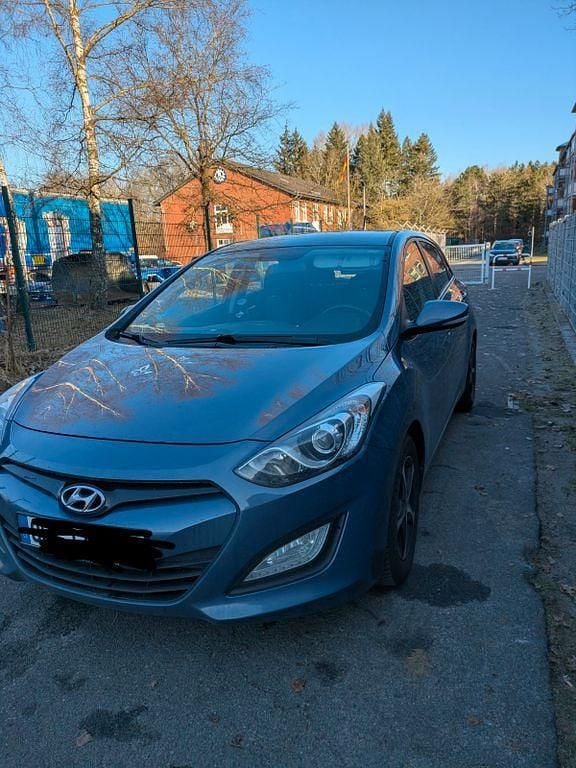 Violet Gebraucht 2013 Hyundai Coupé Coupé | 5.600 € - Bild 1/4