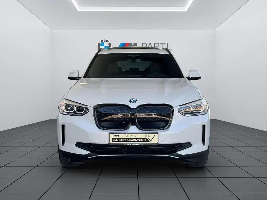 Gebraucht BMW iX3 Shadowline 210 kW (286 PS) 2021 Weiß SUV