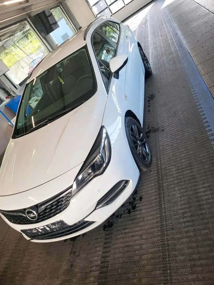 Brugt Opel Astra 122 HK (89 kW) 2020 Hvid Sedan