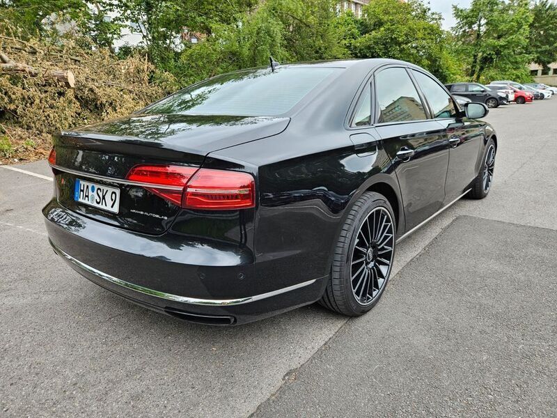 Gebraucht Audi A8L Ambiente 435 PS (319 kW) 2014 Schwarz Limousine
