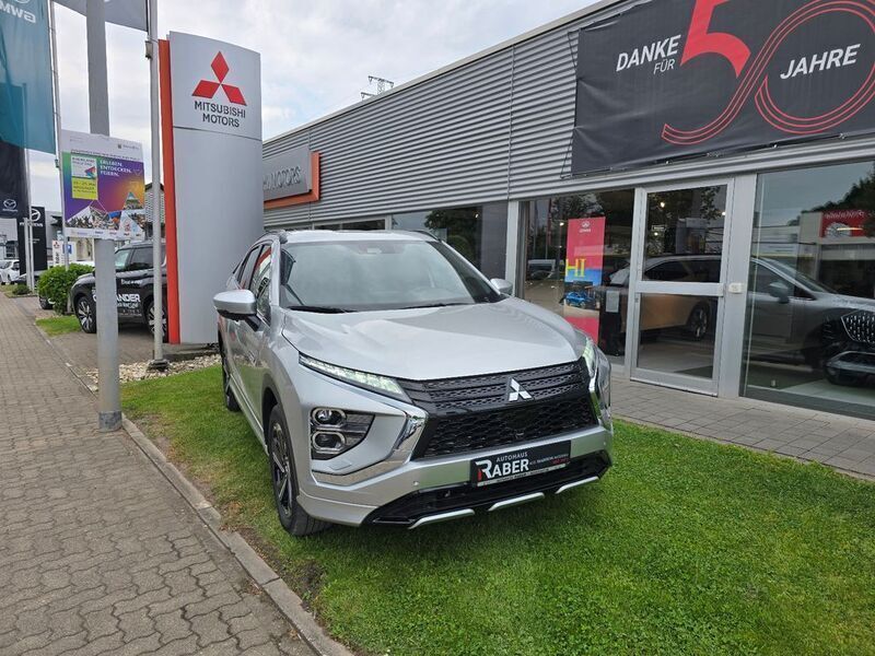 Silber Gebraucht 2022 Mitsubishi Eclipse Cross Select SUV | 24.900 € (Guter Preis) - Bild 1/4