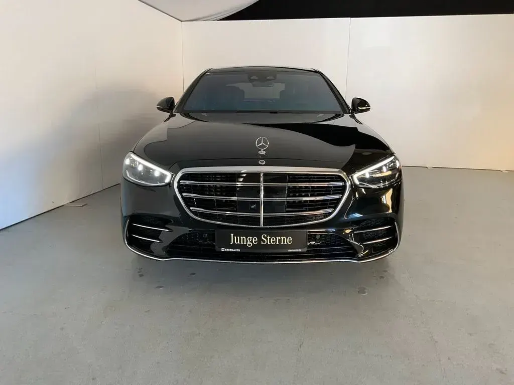Gebraucht Mercedes S450 AMG 367 PS (269 kW) 2024 Metalliclack obsidianschwarz metallic Limousine