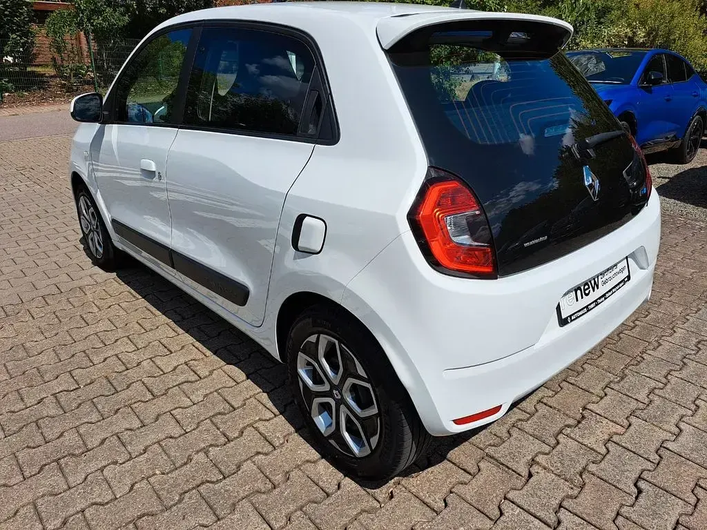 Gebraucht Renault Twingo Zen 60 kW (82 PS) 2022 Weiß Kleinwagen