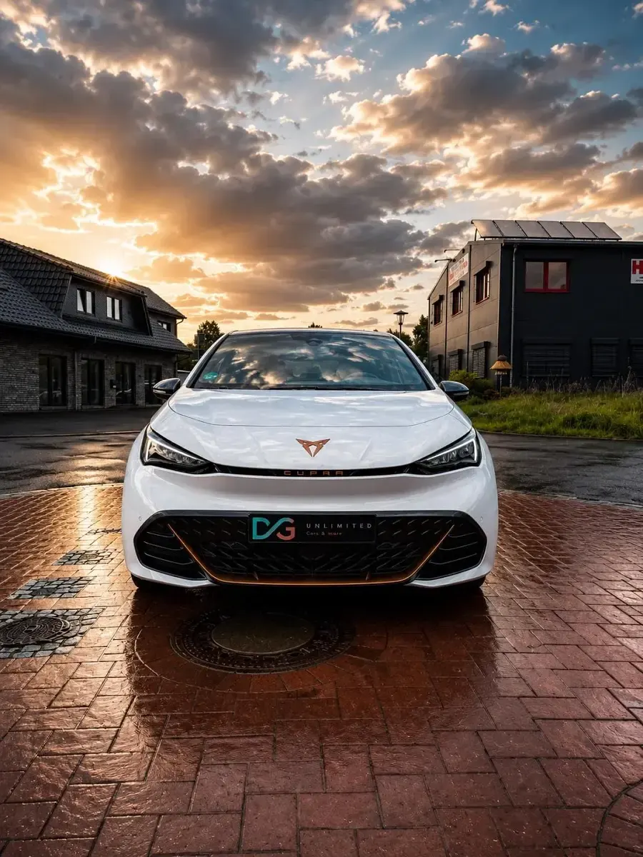 Gebraucht Cupra Born 169 kW (231 PS) 2022 Weiß Kleinwagen