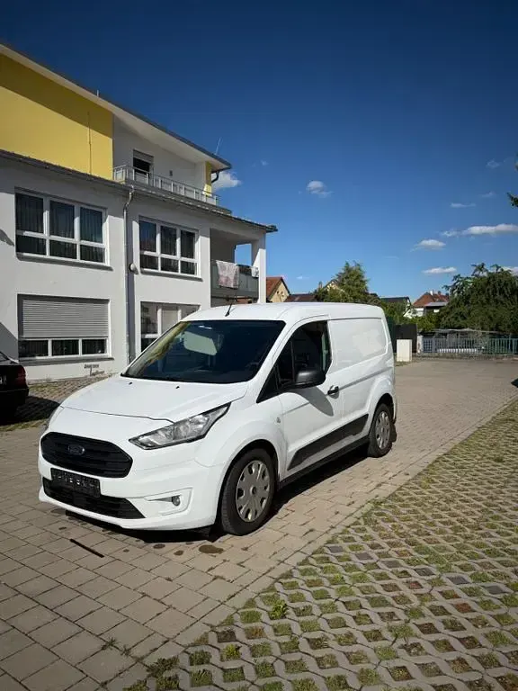 Gebraucht Ford Transit Connect 101 PS (74 kW) 2018 Weiß Van / Kleinbus
