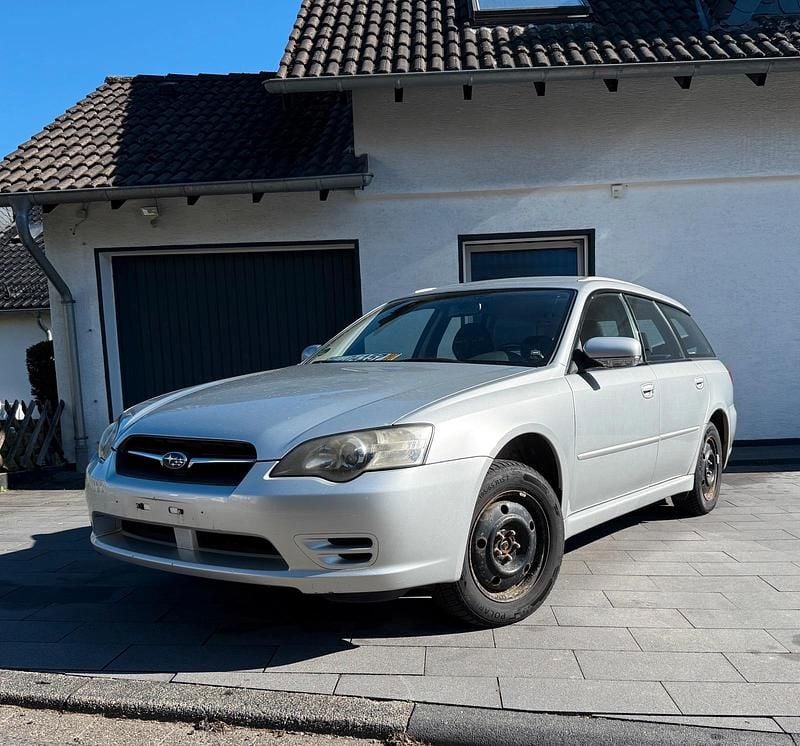 Gebraucht Subaru Legacy 138 PS (101 kW) 2004 Silber Kombi