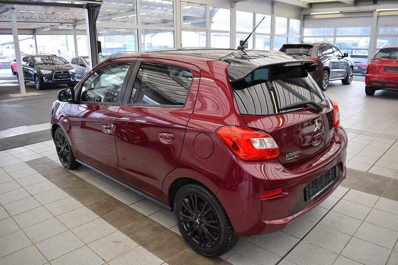 Gebraucht Mitsubishi Space Star Diamant Edition 80 PS (58 kW) 2019 Bordeauxrot/schwarz Limousine