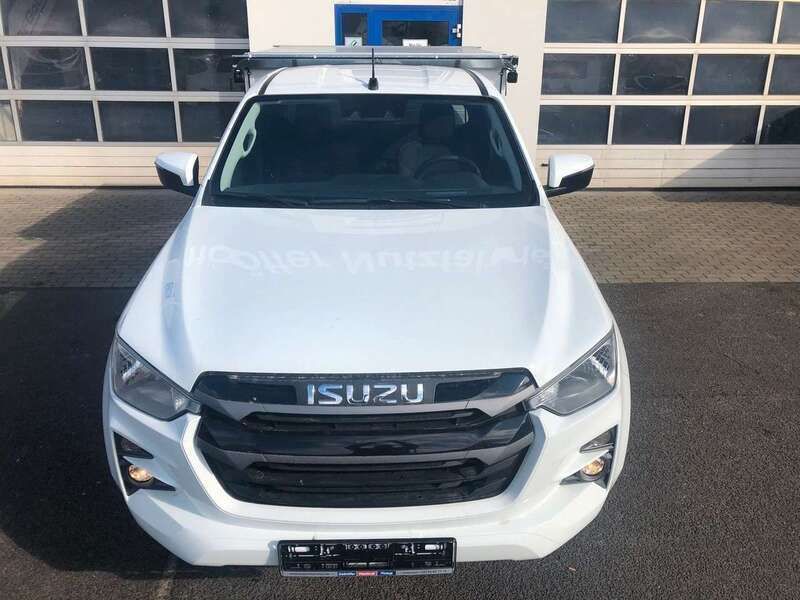 Neu Isuzu D-Max 163 PS (119 kW) 2025 Splash white Abholung
