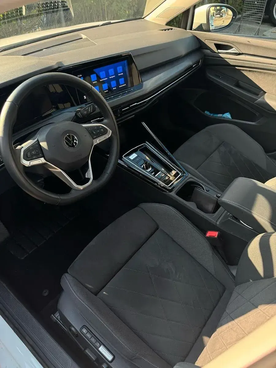 Gebraucht VW Golf VIII Style 204 PS (150 kW) 2022 Weiß Limousine