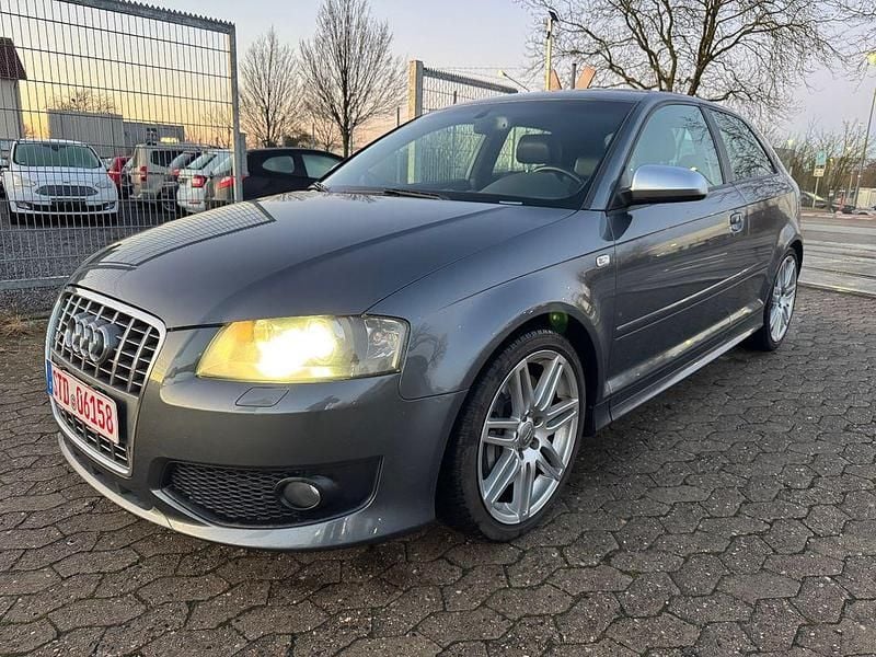 Gebraucht Audi S3 Sport 265 PS (194 kW) 2007 Grau Limousine