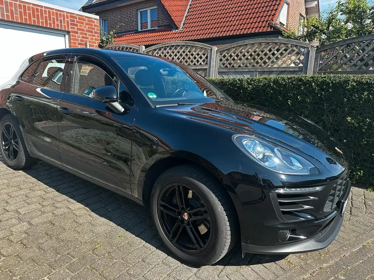 Gebraucht Porsche Macan 252 PS (185 kW) 2016 Schwarz SUV