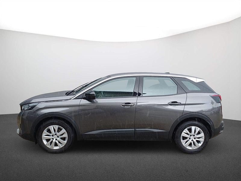 Gebraucht Peugeot 3008 Active 178 PS (130 kW) 2023 Lackierung platiniumgrau/metallic klarlack Limousine