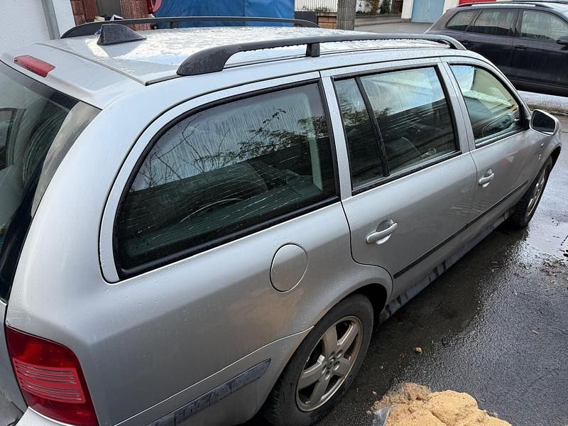 Gebraucht Skoda Octavia Ambiente 110 PS (80 kW) 2003 Silber Kombi