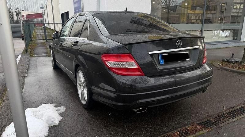 Gebraucht Mercedes C300 231 PS (169 kW) 2010 Schwarz Limousine