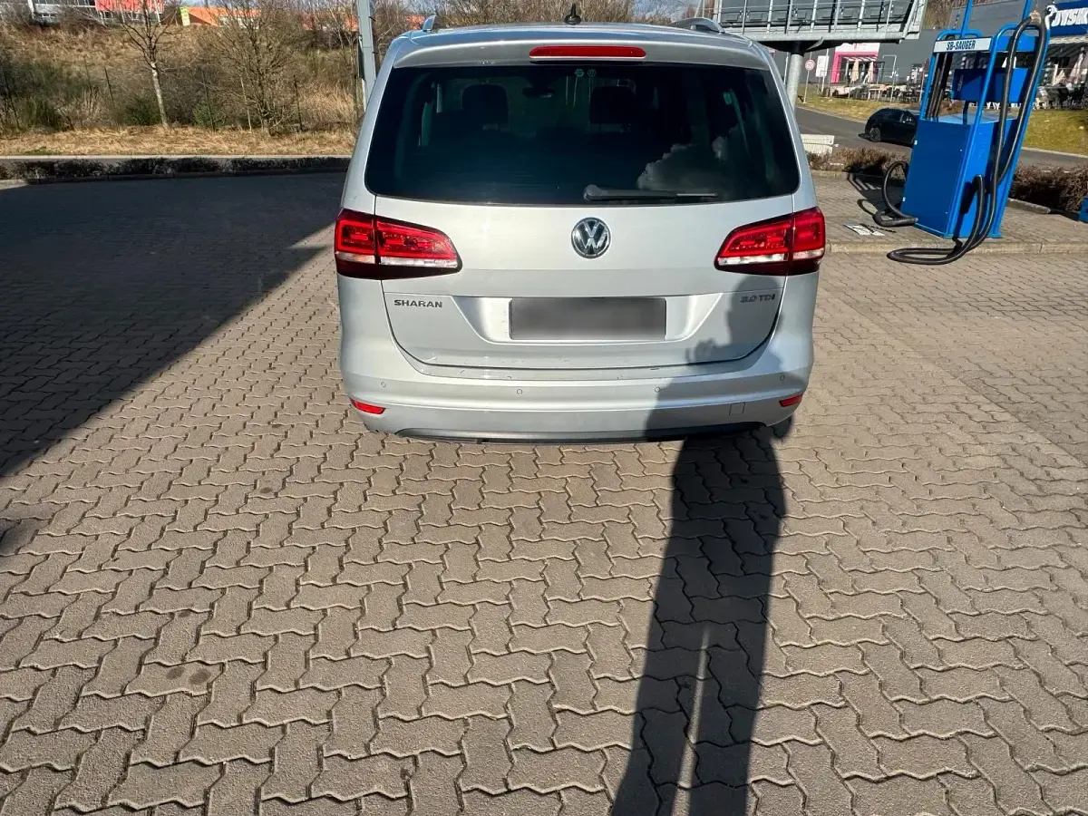 Gebraucht VW Sharan 184 PS (135 kW) 2017 Silber Van / Kleinbus