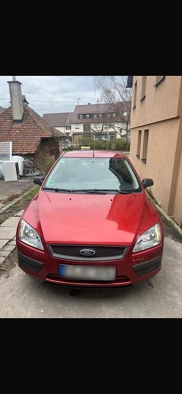 Gebraucht Ford Focus 80 PS (58 kW) 2006 Rot Limousine
