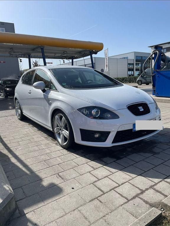 Gebraucht Seat Leon FR 140 PS (102 kW) 2012 Weiß Limousine