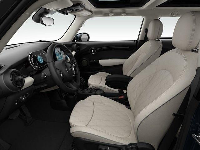 Gebraucht Mini ONE Classic 102 PS (75 kW) 2021 Schwarz Kleinwagen