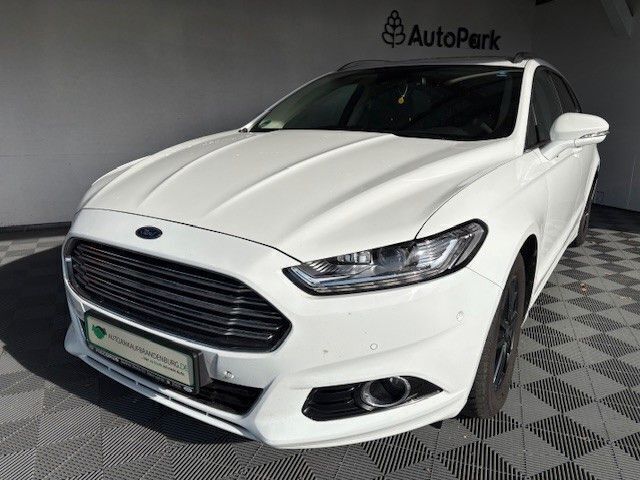 Weiß Gebraucht 2017 Ford Mondeo Titanium Limousine | 7.470 € (Guter Preis) - Bild 1/4
