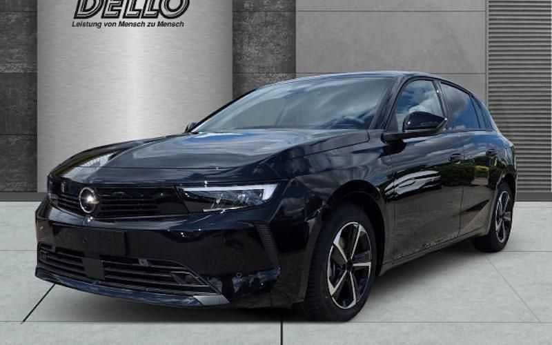 Weiß Neu 2025 Opel Astra Edition Limousine | 26.990 € (Etwas zu teuer) - Bild 1/4