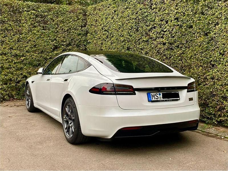 Gebraucht Tesla Model S Plaid 759 kW (1033 PS) 2023 Weiß Kleinwagen