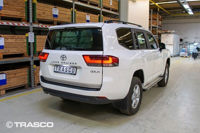 Gebraucht Toyota Land Cruiser 415 PS (305 kW) 2022 White pearl SUV