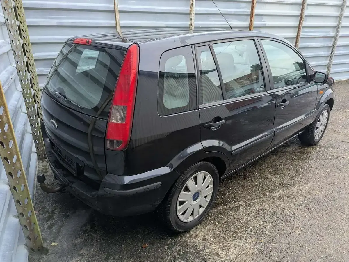 Gebraucht Ford Fusion 80 PS (58 kW) 2005 Pantherschwarz metallic Kleinwagen