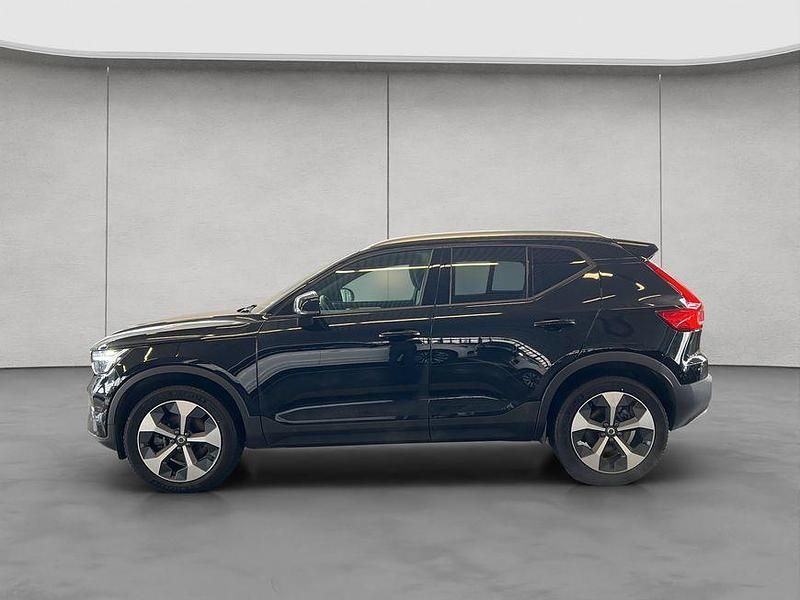 Gebraucht Volvo XC40 163 PS (119 kW) 2024 Schwarz SUV