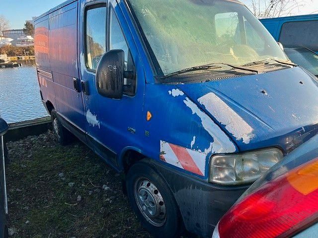 Gebraucht Peugeot Boxer 128 PS (94 kW) 2004 Blau Van