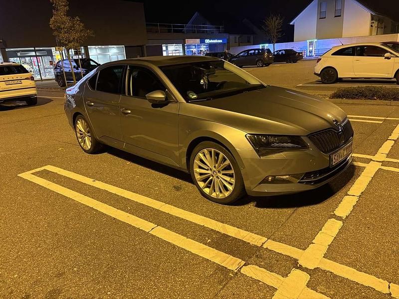 Gebraucht 2019 Skoda Superb Style Limousine | 18.000 € (Guter Preis) - Bild 1/3