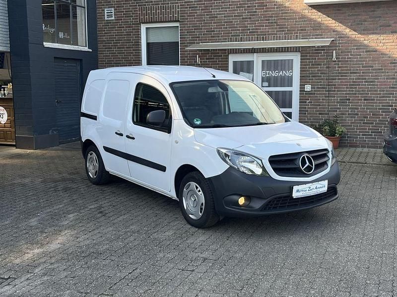 Gebraucht Mercedes Citan 108 80 PS (58 kW) 2020 Weiss Van