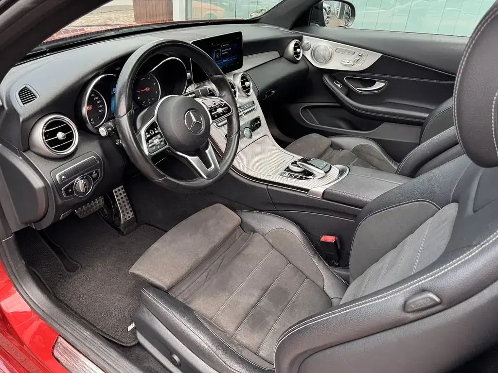 Gebraucht Mercedes C220 AMG 194 PS (142 kW) 2019 Rot Coupé