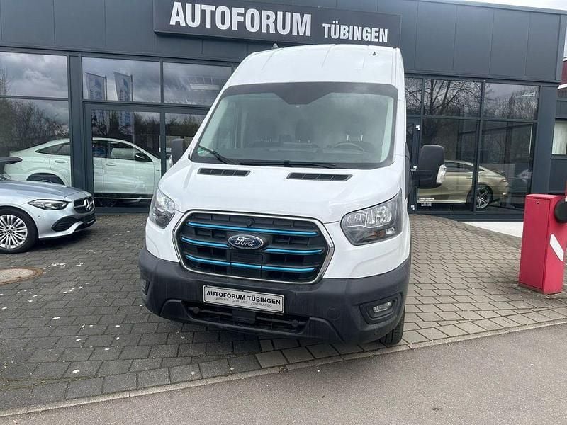 Gebraucht Ford E-Transit 135 kW (184 PS) 2022 Weiß Van