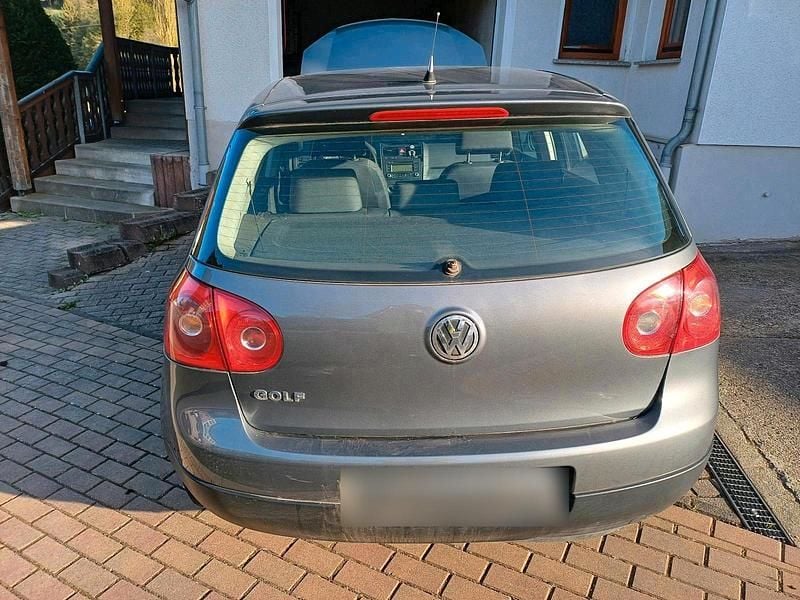Second-hand VW Golf IV 75 CP (55 kW) 2006 Gri Hatchback