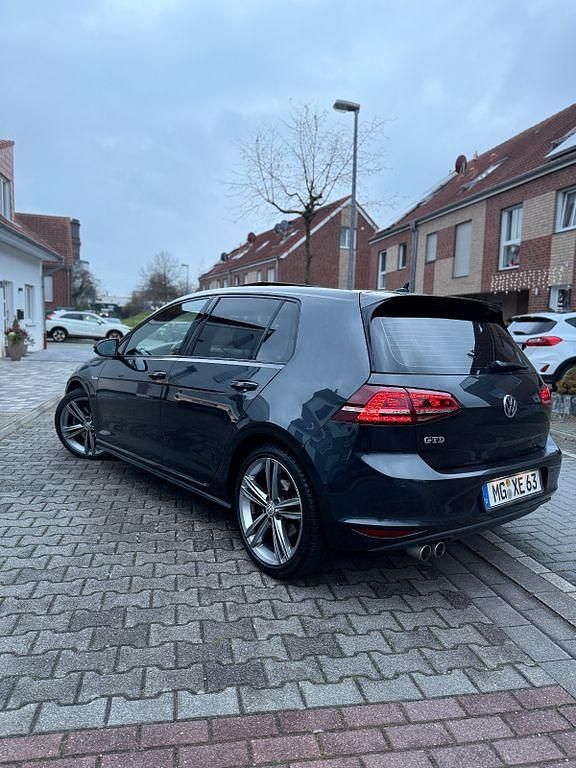 Gebraucht 2015 VW Golf GTD Limousine | 11.900 € (Guter Preis) - Bild 1/4