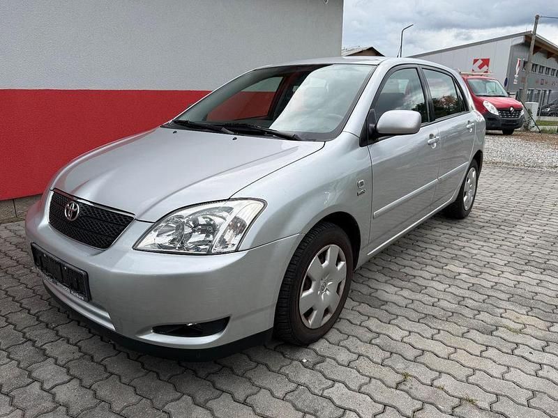 Silber Gebraucht 2002 Toyota Corolla Limousine | 2.199 € (Fairer Preis) - Bild 1/4