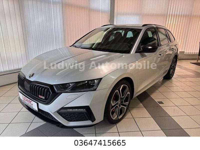 Silber Gebraucht 2022 Skoda Octavia RS Kombi | 18.980 € (Superpreis) - Bild 1/4